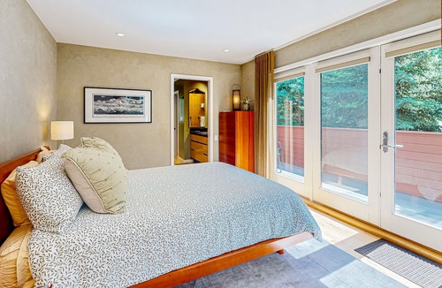 Eagle-Vail House | Inviting getaway with private hot tub, fireplace, firepit & on-site pool/tennis