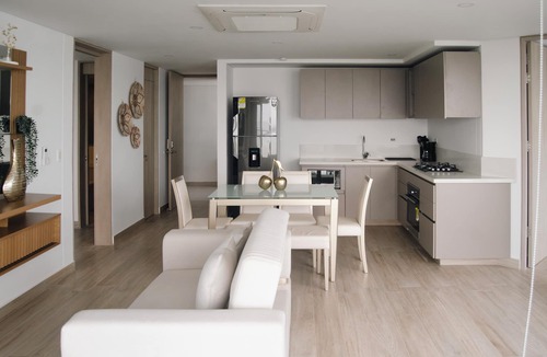 La Boquilla Apartment | Island Concierge I 2 BR Condo Jacuzzi + Airport 5 Min