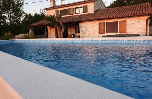 Kanfanar Apartment | Istrian stone built holiday house Ana Rita