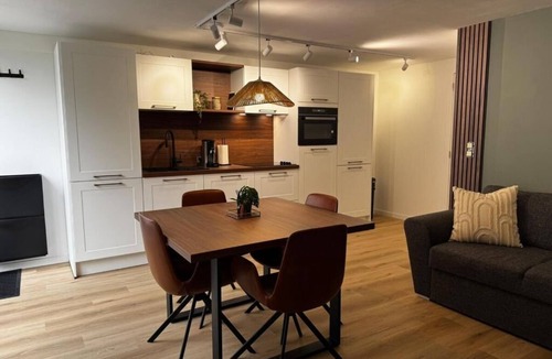 Han-sur-Lesse Apartment | Just 5 minutes from the Han Caves, a 40 m² apartment in a small, lush estate!