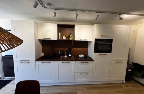 Han-sur-Lesse Apartment | Just 5 minutes from the Han Caves, a 40 m² apartment in a small, lush estate!