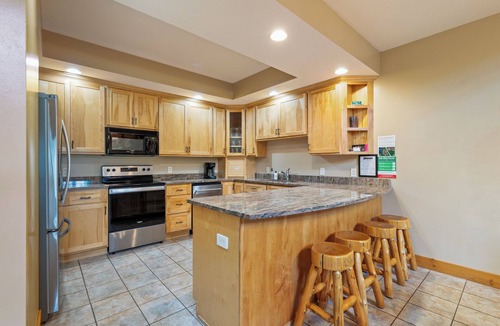 Crosslake Condo | Kayaks, Indoor Pool, Hot Tub, Condo 841