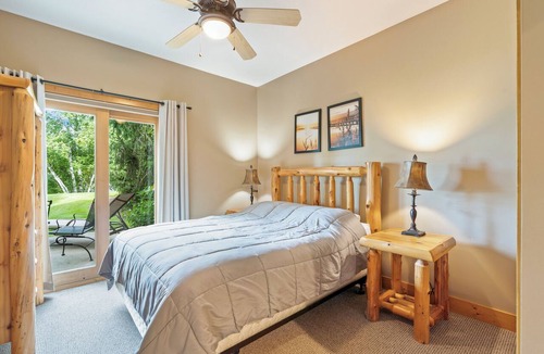 Crosslake Condo | Kayaks, Indoor Pool, Hot Tub, Condo 841