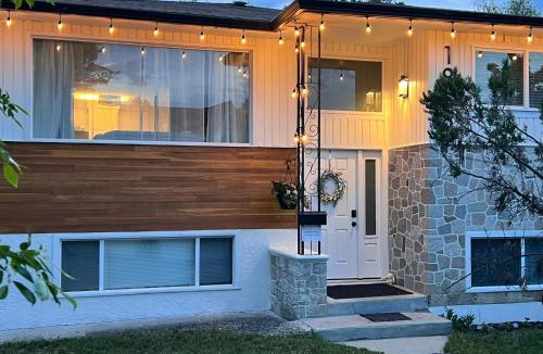 South Central Apartment | Kelowna little Island near Downtown, lake, hospital and Okanagan Collage