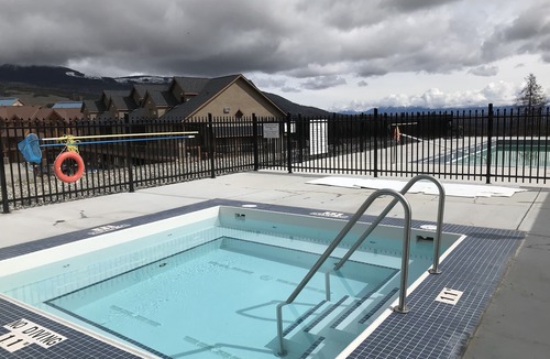 East Kootenay Condo | Kimberley Ski Hill Condo, True Ski-In/Ski-Out, Bike and Golf Base Camp