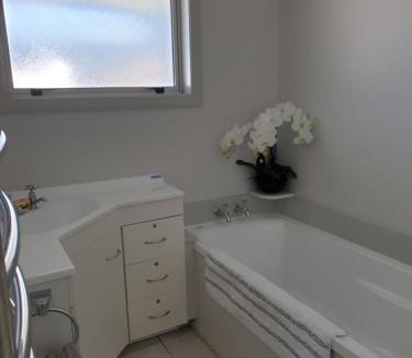 Reefton House | Kiwiana Gem