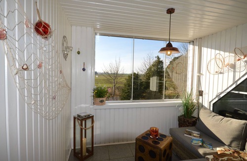 Waase Apartment | Komfortable Ferienwohnung in Waase mit Garten by Interhome