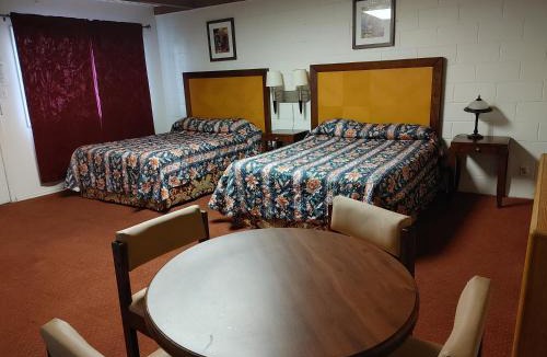 East Kootenay Hotel | Kootenay Country Inn