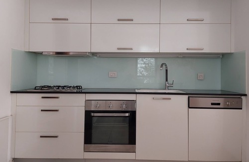Jerusalem City Centre Apartment | Kosher Spacious 4BR Property in City Center