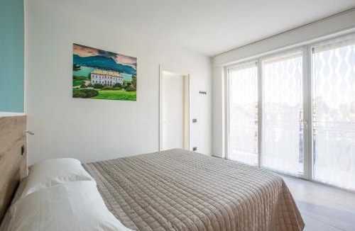 Albese con Cassano Bed & Breakfast | La Guest House di PIAZZA MOTTA