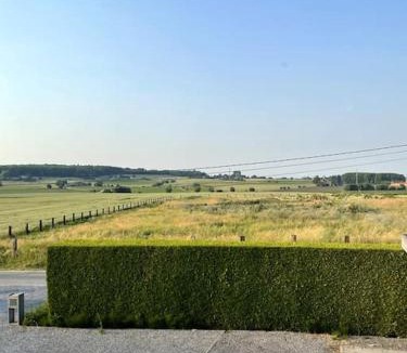 Frasnes-lez-Buissenal Apartment | La maison des chevaux