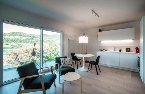 Montagnola Apartment | La Palma 1 by Quokka 360 - Stylish Modern Lake View Apartment
