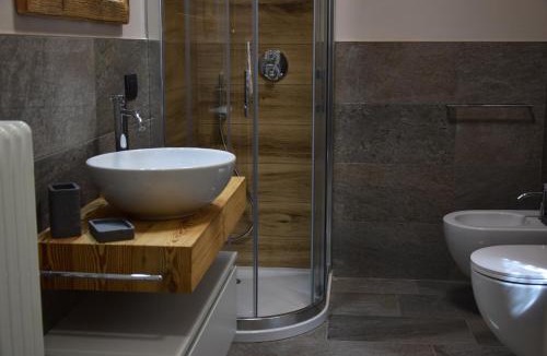 Colico Piano House | La Roggia - Historic Molino Maufet Watermill - Lake Como