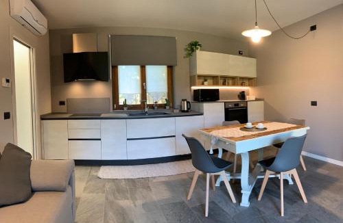 Colico Piano House | La Roggia - Historic Molino Maufet Watermill - Lake Como