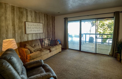 Sunrise Beach Condo | Lakefront, 2 Bed, 2 Bath with Boat Slip!! >>20% Discount on 1st 3 bookings<<