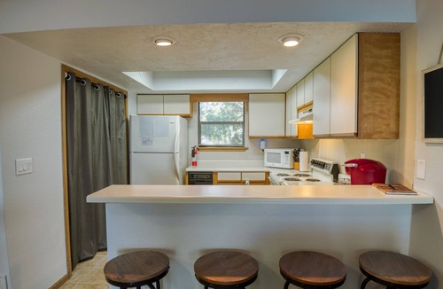 Sunrise Beach Condo | Lakefront, 2 Bed, 2 Bath with Boat Slip!! >>20% Discount on 1st 3 bookings<<