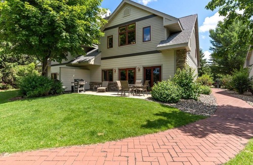 Crosslake Condo | LakeFront, Sandy Beach, Patio, Pool Table, Unit840