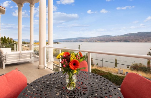 Westbank House | Lakeside Spanish Villa with 3 Patios + Hot Tub