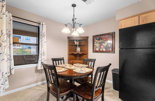 Table Rock Condo | Large Lovely 4bd, 3bth condo. Great family & couples place. Fall Discounts!