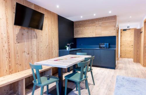 Passo del Tonale Apartment | Le Sort Mountain Retreat