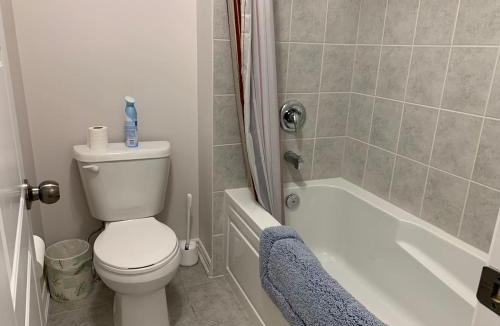 Niagara Falls Villa | Les eaux melees nice vacation place