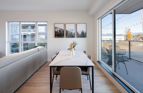 Richmond City Centre Apartment | Level Richmond- Three Bedroom Suite