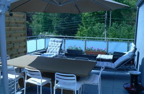 Saint-Nicolas House | liège 4420 rue jean Jaurès 45 grande maison joyeuse avec terrasse 30m2 pour 8 personnes maximum