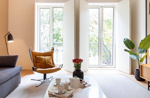 Sao Jose Apartment | Liberdade Elegance W/Rooftop Pool by LovelyStay