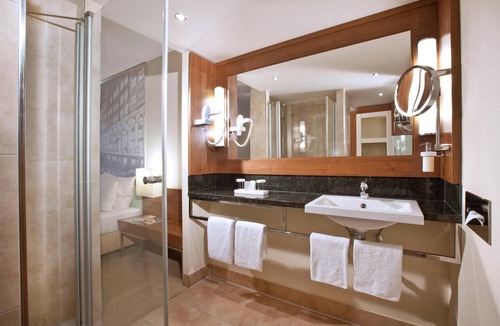 Neustadt Hotel | Lindner Hotel Hamburg Am Michel, part of JdV by Hyatt