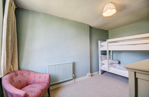 Saffron Walden House | Lion House by Abbey House Stays