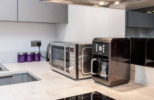 Bishop's Stortford Apartment | Loft 3 stunning loft style apartment near Stansted