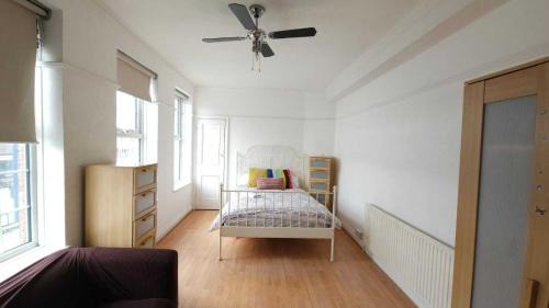 Edgware Bed & Breakfast | London Edgware Station Apartment