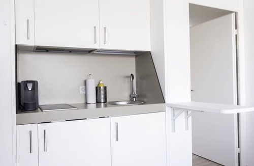 Bissone Apartment | Lovely apartment for 4 people with pool, WIFI, A/C, TV, balcony and panoramic view