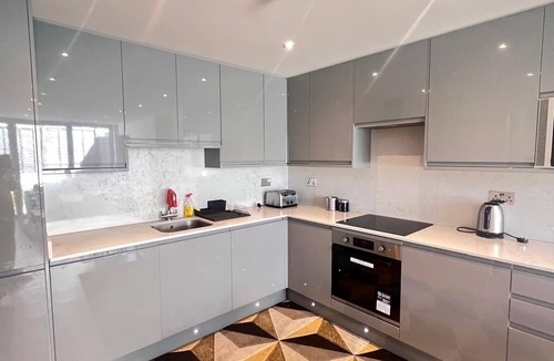 West Finchley Apartment | Lovely home apartment