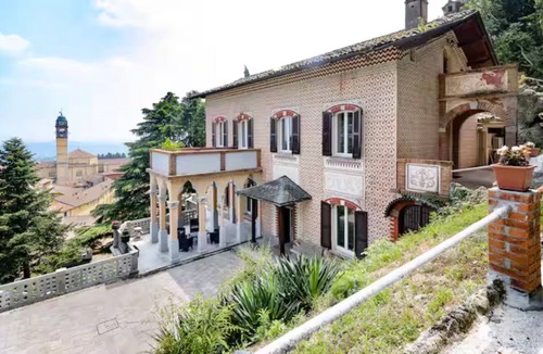 Albavilla Apartment | Luna Apartment - Historic Villa, Lake Como