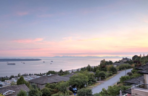 West Vancouver House | Luxe West Vancouver Mansion