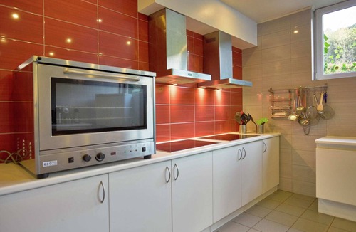 Lorce Villa | Luxurious Mansion in Stoumont with Indoor Pool
