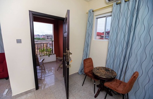 Braives House | Luxury 1 and 2 bedrooms house in nice Braives with cool AC