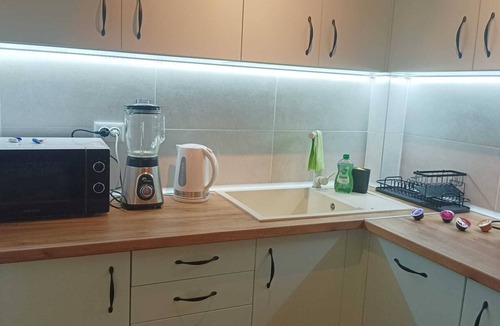 Balchik Apartment | Luxury 2-bedroom apartment with WiFi, AC with a sea view