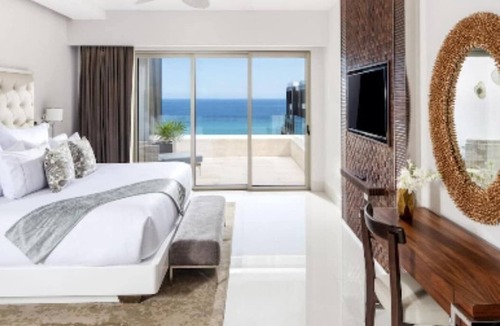 Cabo San Lucas Resort | Luxury 2 Bedroom Oceanfront Suite at Garza Blanca Resort & Spa, Los Cabos