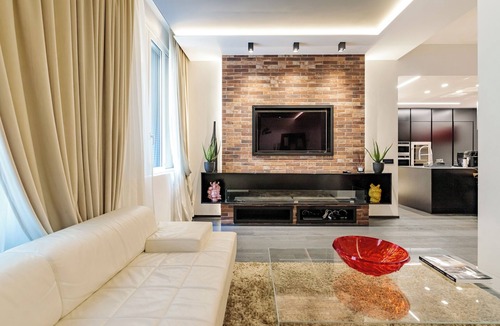 Chinatown Apartment | Luxury Apartment With Heated Pool and Private spa