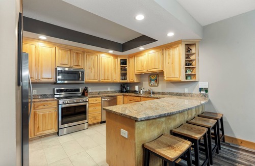 Crosslake Condo | Luxury Condo, 3Bed + Loft, Year Round Amenities