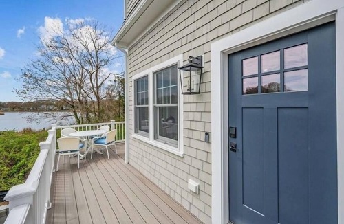 Hyannis House | Luxury designer Cape Cod rental RPMS141