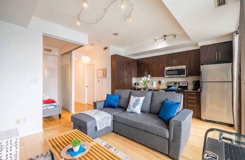 Downtown Toronto Condo | Luxury Downtown Condo w Spectacular City Views