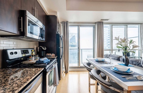 Downtown Toronto Condo | Luxury Downtown Condo w Spectacular City Views