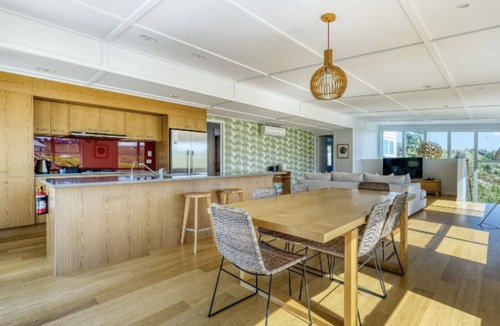 Merita House | Luxury Executive 4 Bedroom Holiday Home