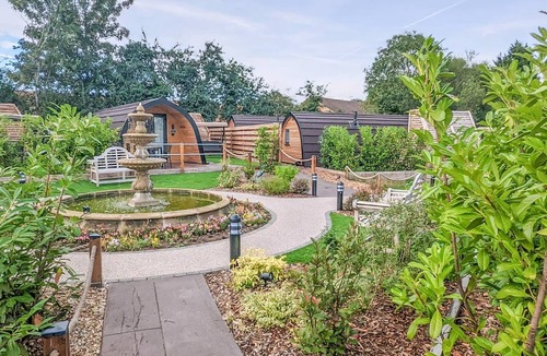 Gunthorpe Cottage | Luxury pod, perfect for two people seeking a romantic and relaxing break.
