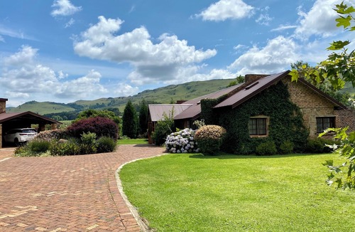 Dullstroom Cottage | Luxury Riverfront Nature Stay — Nature, Walkersons Dining & Dullstroom Access