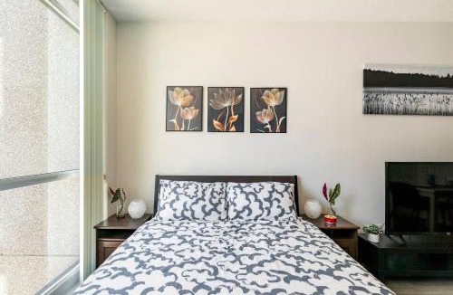 Fort York Apartment | Luxury Suites Steps to CN Tower