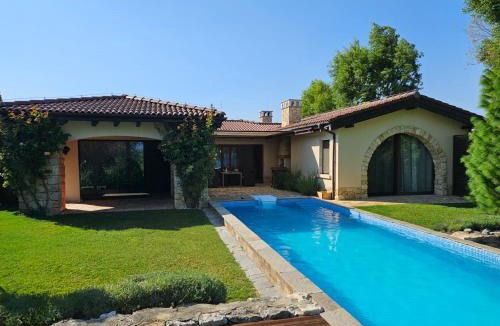 Balchik Villa | Luxury villas and golf GV8
